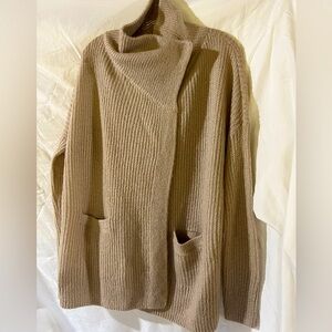 NWOT Abercrombie & Fitch Asymmetrical Cardigan XS Tan